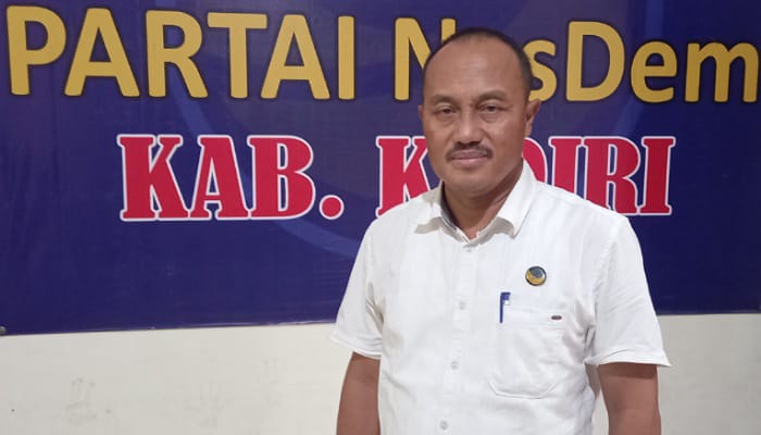 Ketua DPD Partai NasDem Kabupaten Kediri, Drs. H. Lutfi Mahmudiono