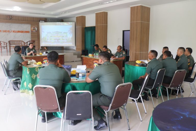 1. Tim Sopsad Lakukan Kunjungan Kerja di Kodim Klungkung